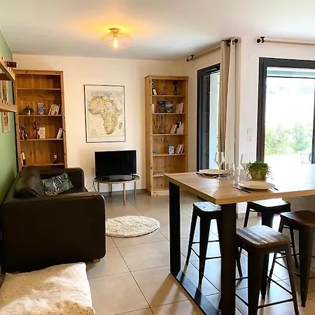 Astoria - Parking, Velos, Jardin Et Terrasse Apartamento *