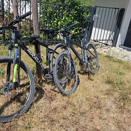 Astoria - Parking, Velos, Jardin Et Terrasse Apartamento *
